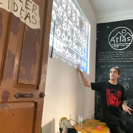 Atlas Хостел *